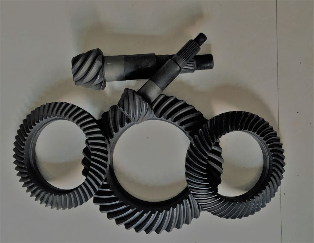 Tay phải bằng thép xoắn ốc Bevel Gear cho hộp số chống dầu bôi nhọ xử lý bề mặt